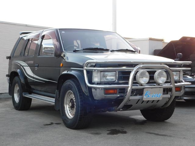 テラノ ワイドＲ３Ｍ　ＡＪリミテッド　４ＷＤ　走行４万ｋｍ　フロントガード　リアスポイラー　フォグランプ　専用サイドデカール　純正１５インチＡＷ　ＫＥＮＷＯＯＤ２ＤＩＮデッキ　サイドバイザー　ＥＴＣ（4枚目）