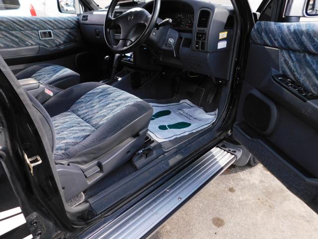 テラノ ワイドＲ３Ｍ　ＡＪリミテッド　４ＷＤ　走行４万ｋｍ　フロントガード　リアスポイラー　フォグランプ　専用サイドデカール　純正１５インチＡＷ　ＫＥＮＷＯＯＤ２ＤＩＮデッキ　サイドバイザー　ＥＴＣ（31枚目）