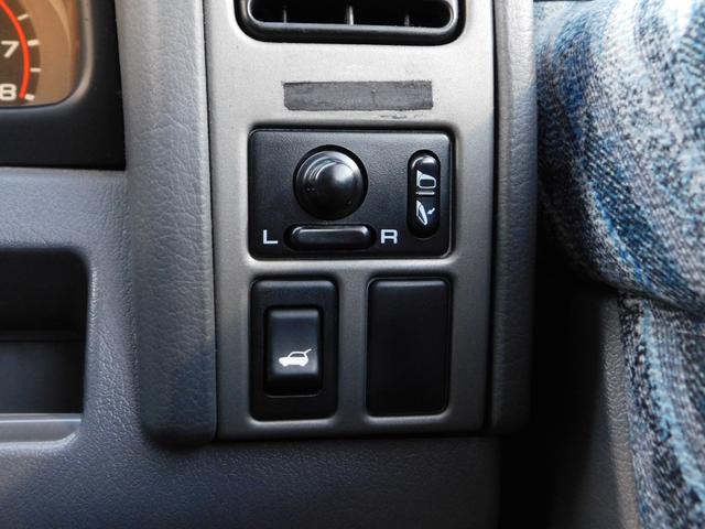 テラノ ワイドＲ３Ｍ　ＡＪリミテッド　４ＷＤ　走行４万ｋｍ　フロントガード　リアスポイラー　フォグランプ　専用サイドデカール　純正１５インチＡＷ　ＫＥＮＷＯＯＤ２ＤＩＮデッキ　サイドバイザー　ＥＴＣ（40枚目）