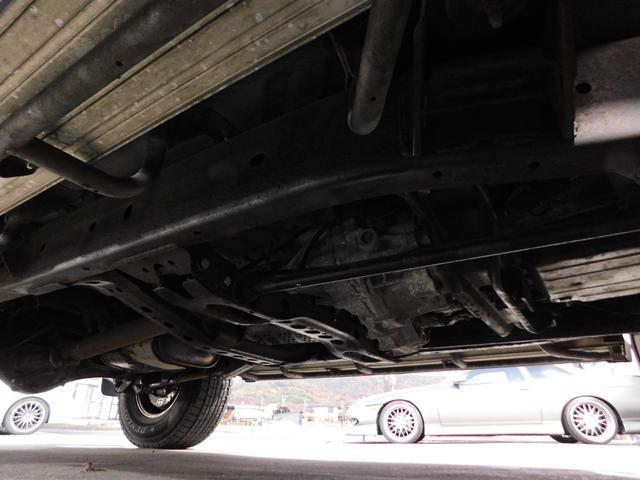 テラノ ワイドＲ３Ｍ　ＡＪリミテッド　４ＷＤ　走行４万ｋｍ　フロントガード　リアスポイラー　フォグランプ　専用サイドデカール　純正１５インチＡＷ　ＫＥＮＷＯＯＤ２ＤＩＮデッキ　サイドバイザー　ＥＴＣ（56枚目）