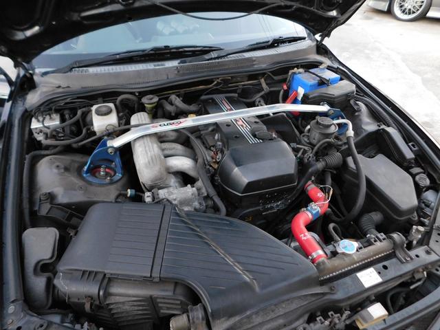 アルテッツァ ＲＳ２００　Ｚエディション　６速ＭＴ　車高調　社外マフラー　ＦＲＰボンネット　３連追加メーター　Ｐ１レーシング１７インチＡＷ　ジータ純正ＯＰバンパー　純正エアロ　リアスポイラー　前後タワーバー　カロッツェリアオーディオ　ＥＴＣ（18枚目）