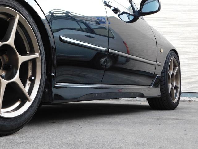 アルテッツァ ＲＳ２００　Ｚエディション　６速ＭＴ　車高調　社外マフラー　ＦＲＰボンネット　３連追加メーター　Ｐ１レーシング１７インチＡＷ　ジータ純正ＯＰバンパー　純正エアロ　リアスポイラー　前後タワーバー　カロッツェリアオーディオ　ＥＴＣ（24枚目）