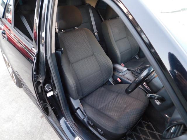 アルテッツァ ＲＳ２００　Ｚエディション　６速ＭＴ　車高調　社外マフラー　ＦＲＰボンネット　３連追加メーター　Ｐ１レーシング１７インチＡＷ　ジータ純正ＯＰバンパー　純正エアロ　リアスポイラー　前後タワーバー　カロッツェリアオーディオ　ＥＴＣ（31枚目）