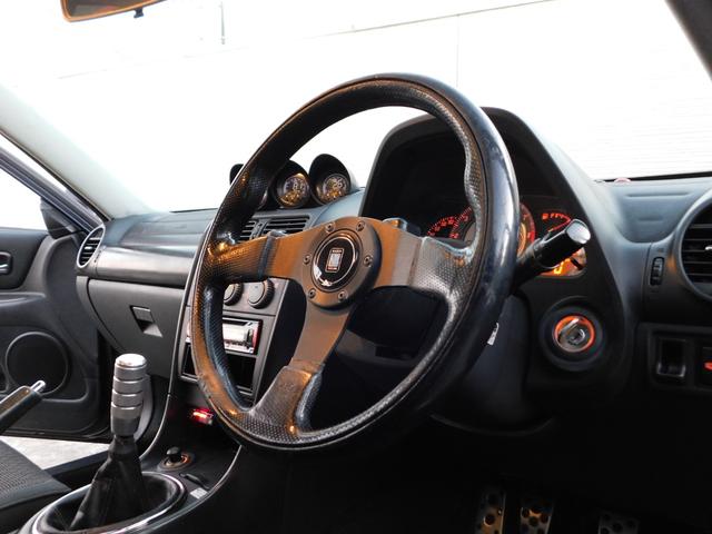 アルテッツァ ＲＳ２００　Ｚエディション　６速ＭＴ　車高調　社外マフラー　ＦＲＰボンネット　３連追加メーター　Ｐ１レーシング１７インチＡＷ　ジータ純正ＯＰバンパー　純正エアロ　リアスポイラー　前後タワーバー　カロッツェリアオーディオ　ＥＴＣ（39枚目）