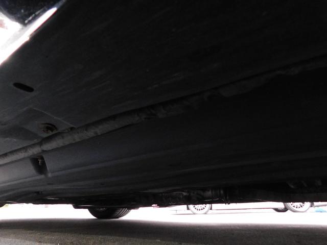 アルテッツァ ＲＳ２００　Ｚエディション　６速ＭＴ　車高調　社外マフラー　ＦＲＰボンネット　３連追加メーター　Ｐ１レーシング１７インチＡＷ　ジータ純正ＯＰバンパー　純正エアロ　リアスポイラー　前後タワーバー　カロッツェリアオーディオ　ＥＴＣ（56枚目）