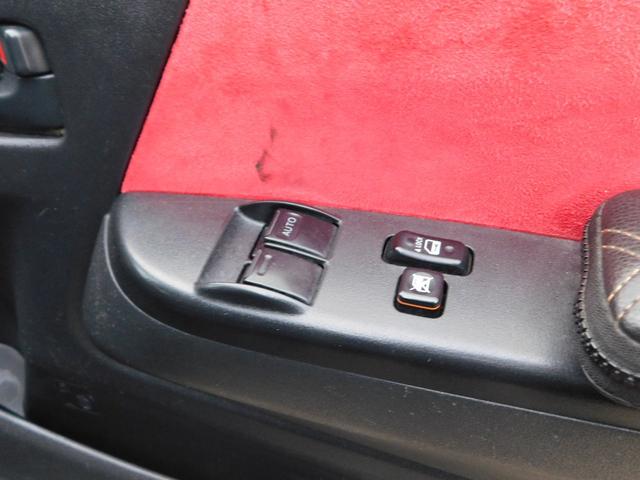 ハイエースワゴン GL 4型フェイス パナソニックフローティングナビ アルパインフリップダウン バックカメラ 2ndセパレートシート移植 ワークCRAG16インチ TOYOホワイトレタータイヤ PIVOTコントローラー(31枚目)