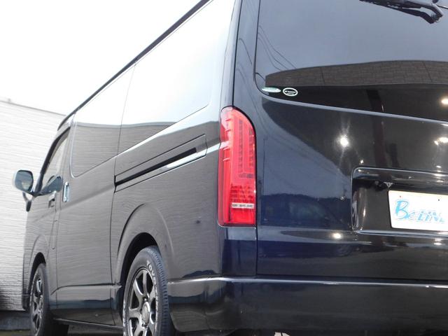 ハイエースワゴン GL 4型フェイス パナソニックフローティングナビ アルパインフリップダウン バックカメラ 2ndセパレートシート移植 ワークCRAG16インチ TOYOホワイトレタータイヤ PIVOTコントローラー(51枚目)