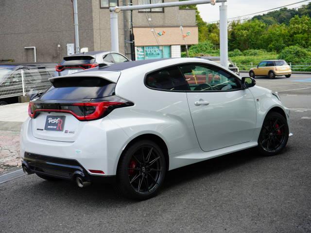 ＧＲヤリス ＲＺ　ハイパフォーマンス　１オーナーＧ保管禁煙車　コンフォートパッケージ（3枚目）