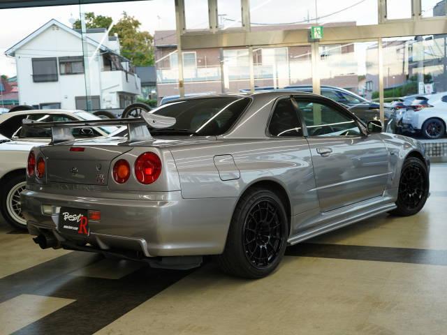 スカイライン GT-R Vスペック NISMOサイドスカート NISMOマフラー(3枚目)