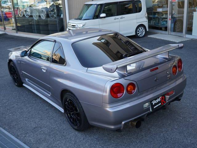 スカイライン GT-R Vスペック NISMOサイドスカート NISMOマフラー(5枚目)