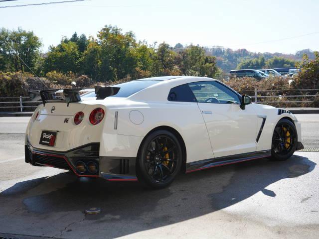 ＧＴ－Ｒ ニスモ　ガレージ保管禁煙車　ＮＩＳＭＯスポーツリセッティング（3枚目）