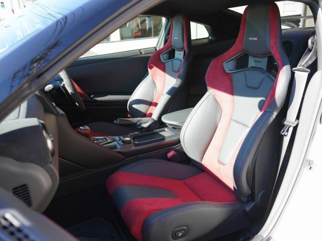 ＧＴ－Ｒ ニスモ　ガレージ保管禁煙車　ＮＩＳＭＯスポーツリセッティング（16枚目）