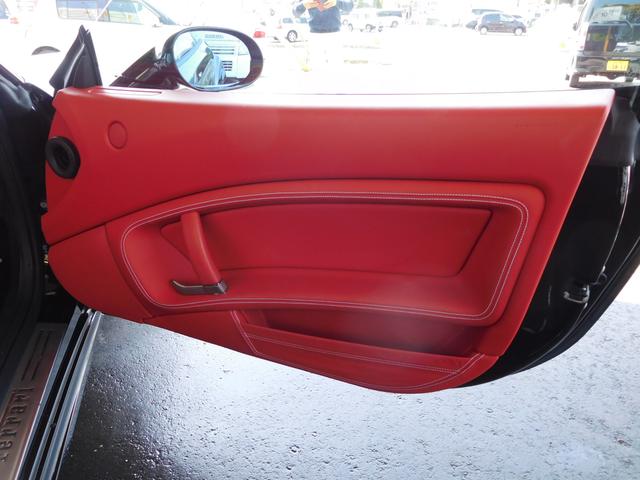 ベースグレード　正規ディーラー車　左ハンドル　赤革シート　クライスジーク可変マフラー　ＯＰダイヤモンドフィニッシュ鍛造２０ＡＷ(38枚目)