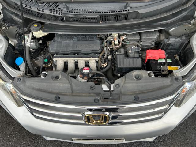 フリードスパイク Ｇ　エアロ　５人乗り　禁煙車　両側パワースライドドア　ナビ　ドラレコ　純正１５インチアルミホイール　クルーズコントロール　スマートキー　ＨＩＤヘッドライト　オートライト　ＥＴＣ（37枚目）