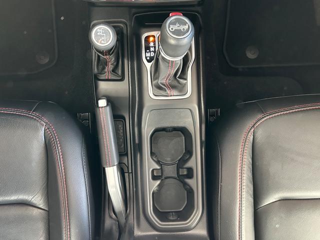 ジープ・ラングラーアンリミテッド ルビコン　新車並行　左ハンドル　ディスプレイオーディオ　アップルカープレイ　ＬＥＤヘッドランプ＆フォグ　シートヒーター　ステアリングヒーター　全方向モニター　前後ドライブレコーダー　ＥＴＣ　スマートキー（74枚目）