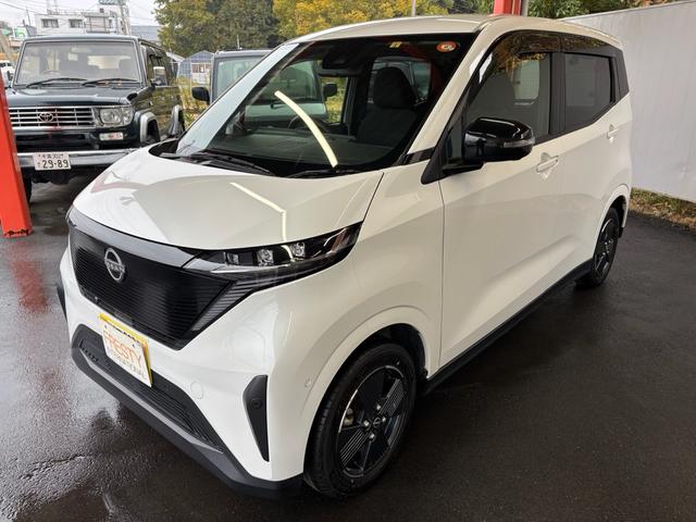 サクラ Ｘ　ワンオーナー　禁煙車　ＳＤナビ　フルセグＴＶ　全周囲モニター　ＬＥＤヘッドランプ（9枚目）