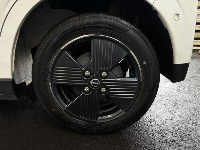 サクラ Ｘ　ワンオーナー　禁煙車　ＳＤナビ　フルセグＴＶ　全周囲モニター　ＬＥＤヘッドランプ（11枚目）