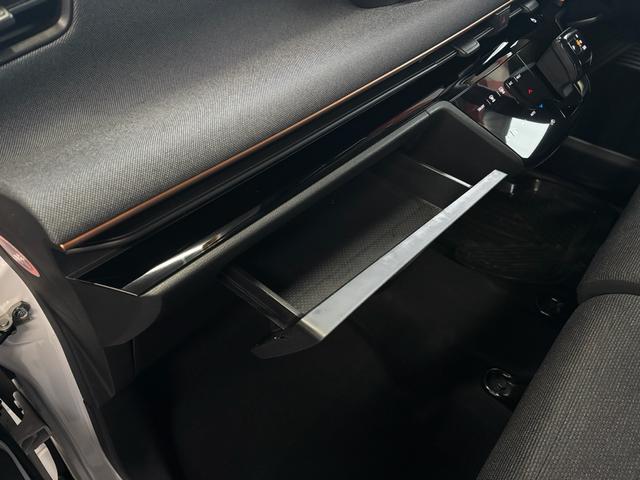 サクラ Ｘ　ワンオーナー　禁煙車　ＳＤナビ　フルセグＴＶ　全周囲モニター　ＬＥＤヘッドランプ（54枚目）