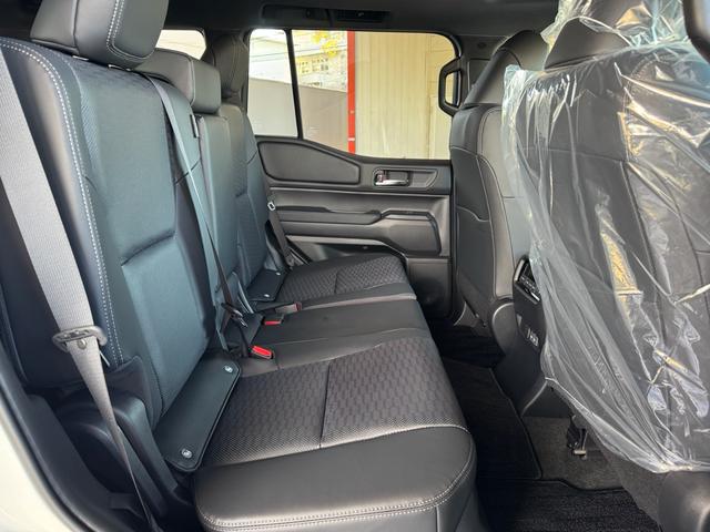 ランドクルーザー250 VX 登録済未使用車 12.3インチディスプレイオーディオ サンルーフ ルーフレール トヨタチームメイト パノラミックビューモニター デジタルインナーミラー パワーバックドア 前後方ドラレコ(58枚目)