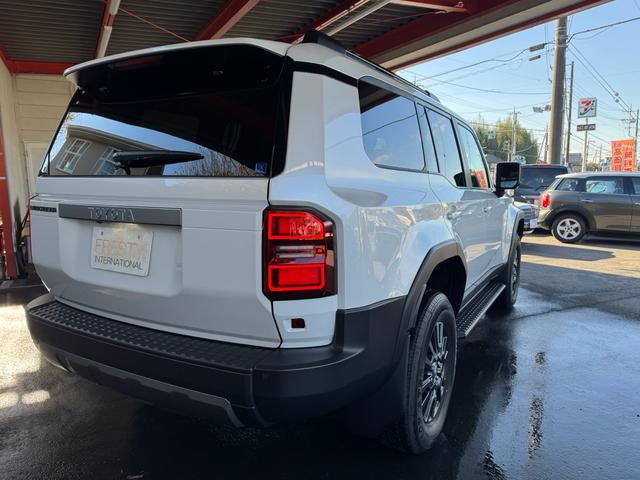 ランドクルーザー250 VX 登録済未使用車 12.3インチディスプレイオーディオ サンルーフ ルーフレール トヨタチームメイト パノラミックビューモニター デジタルインナーミラー パワーバックドア 前後方ドラレコ(70枚目)