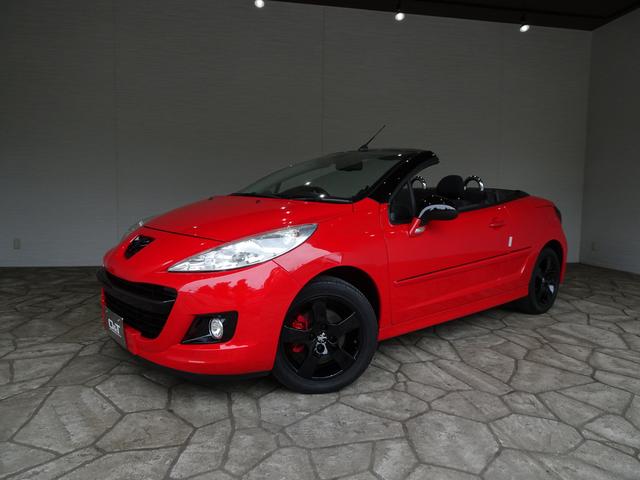 CC プレミアム 当社オリジナルコンプリートカー/後期型/禁煙車/記録簿/当社オリジナルブラックホイール/レットキャリパー/ブラックテール/ナビ地デジ/USB/DVD再生/クリアランスソナー/電動オープン(2枚目)
