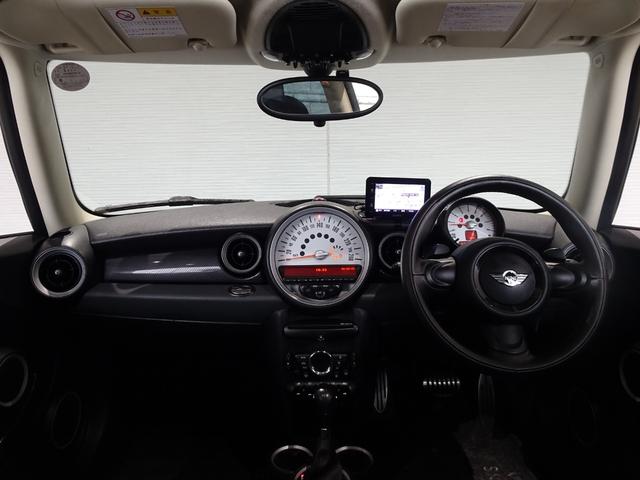 クーパーS 禁煙車/記録簿/サンルーフ/オリジナルブラックホイール/ナビTV/Bluetooth/スモークテール/HID/ETC/プッシュスタート/スペアキー/パドルシフト/オートエアコン/FOG/電動格納ミラー(3枚目)