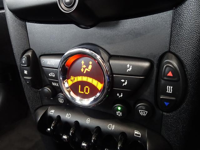 クーパーS 禁煙車/記録簿/サンルーフ/オリジナルブラックホイール/ナビTV/Bluetooth/スモークテール/HID/ETC/プッシュスタート/スペアキー/パドルシフト/オートエアコン/FOG/電動格納ミラー(37枚目)