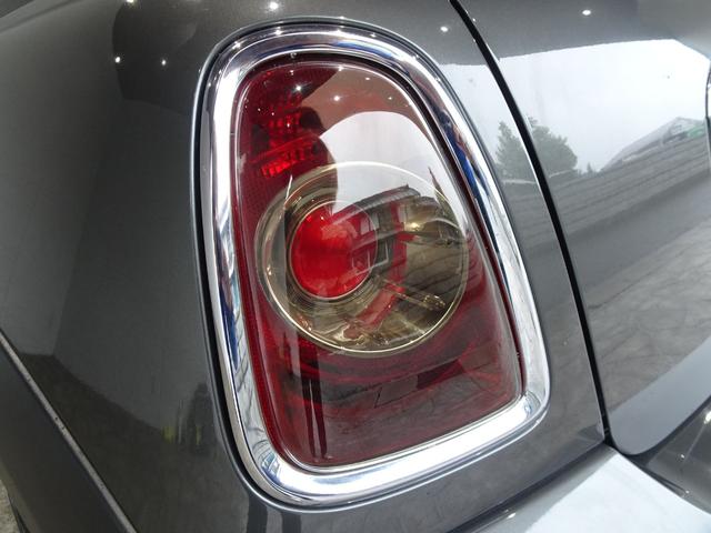 クーパーS 禁煙車/記録簿/サンルーフ/オリジナルブラックホイール/ナビTV/Bluetooth/スモークテール/HID/ETC/プッシュスタート/スペアキー/パドルシフト/オートエアコン/FOG/電動格納ミラー(58枚目)