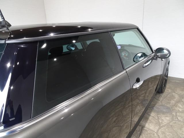 クーパーS 禁煙車/記録簿/サンルーフ/オリジナルブラックホイール/ナビTV/Bluetooth/スモークテール/HID/ETC/プッシュスタート/スペアキー/パドルシフト/オートエアコン/FOG/電動格納ミラー(63枚目)
