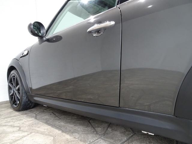 クーパーS 禁煙車/記録簿/サンルーフ/オリジナルブラックホイール/ナビTV/Bluetooth/スモークテール/HID/ETC/プッシュスタート/スペアキー/パドルシフト/オートエアコン/FOG/電動格納ミラー(64枚目)