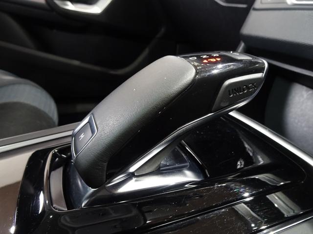 ＳＷ　テックパックエディション　禁煙車／記録簿／ハーフレザー／ガラスルーフ／ナビ地デジ／ＡｐｐｌｅＣａｒＰｌａｙ／Ｂｌｕｅｔｏｏｔｈ／バックカメラ／ＬＥＤ／ＥＴＣ／スマートキー／スペアキー／クルコン／パドルシフト／パークアシスト／(37枚目)