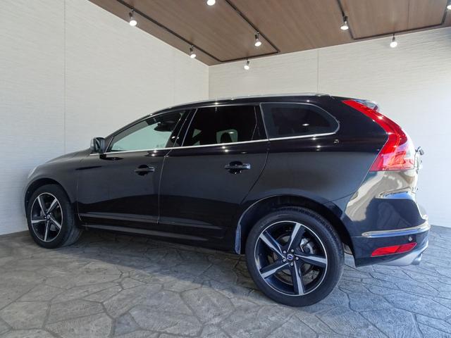 ＸＣ６０ Ｔ６　ＡＷＤ　Ｒデザイン　禁煙車／記録簿／本革／ＨＤＤナビ／Ｂｌｕｅｔｏｏｔｈ／ｈａｒｍａｎ・ｋａｒｄｏｎ／Ｂ＆Ｓカメラ／ドラレコ／ＨＩＤ／ＥＴＣ／パワーゲート／スマートキー／スペアキー／クルコン／シートヒーター／パドルシフト（10枚目）