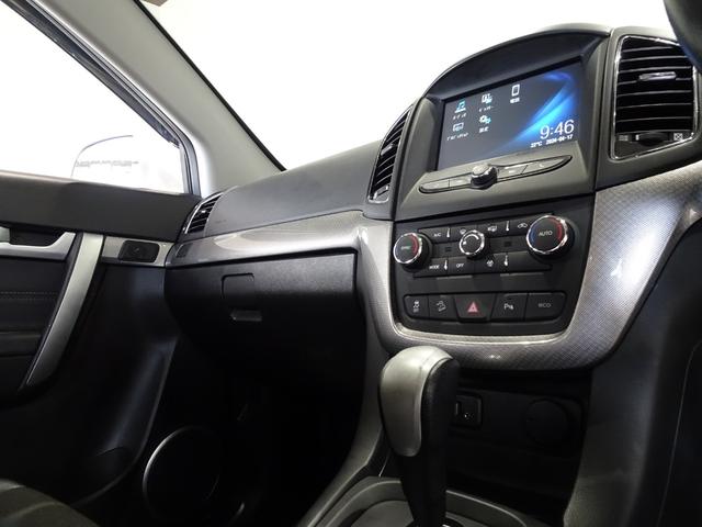 シボレーキャプティバ ベースグレード　禁煙車／記録簿／ハーフレザー／ＡｐｐｌｅＣａｒＰｌａｙ／ＡｎｄｒｏｉｄＡｕｔｏ／Ｂｌｕｅｔｏｏｔｈ／バックカメラ／ＨＩＤ／ＥＴＣ／キーレス／スペアキー／クルコン／オートライト／ルーフレール／１９ＡＷ／（20枚目）