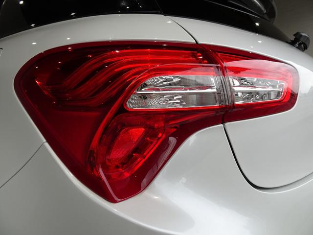 ＤＳ５ シック　禁煙車／記録簿／ハーフレザー／ガラスルーフ／新品ナビＴＶ／Ｂｌｕｅｔｏｏｔｈ／バックカメラ／ＨＩＤ／ＥＴＣ／スマートキー／スペアキー／クルーズコントロール／オートライト／前後ソナー／ＦＯＧ／１７ＡＷ／（57枚目）