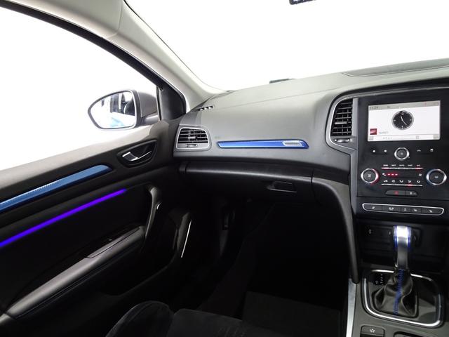 スポーツツアラー　ＧＴ　禁煙車／記録簿／ハーフレザー／ＡｐｐｌｅＣａｒＰｌａｙ／ＡｎｄｒｏｉｄＡｕｔｏ／Ｂｌｕｅｔｏｏｔｈ／Ｂカメラ／ドラレコ／ＬＥＤ／ＥＴＣ／スマートキー／クルコン／シートヒーター／パドルシフト／１８ＡＷ／(16枚目)