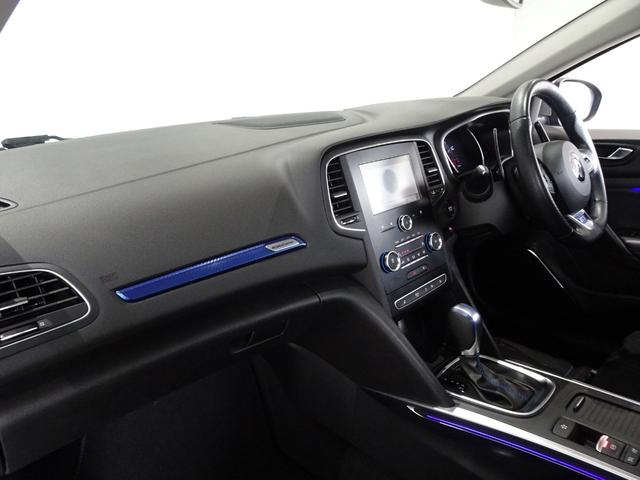 メガーヌ スポーツツアラー　ＧＴ　禁煙車／記録簿／ハーフレザー／ＡｐｐｌｅＣａｒＰｌａｙ／ＡｎｄｒｏｉｄＡｕｔｏ／Ｂｌｕｅｔｏｏｔｈ／Ｂカメラ／ドラレコ／ＬＥＤ／ＥＴＣ／スマートキー／クルコン／シートヒーター／パドルシフト／１８ＡＷ／（17枚目）