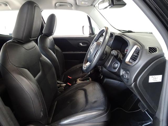 ジープ・レネゲード リミテッド　禁煙車／記録簿／本革／新品ナビＴＶ／Ｂｌｕｅｔｏｏｔｈ／Ｂカメラ／ＨＩＤ／スマートキー／スペアキー／クルコン／シート＆ステアリングヒーター／オートライト／ルーフレール／レーンセンス／ＦＯＧ／１７ＡＷ／（26枚目）