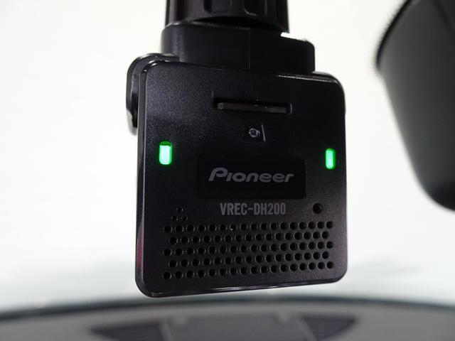 ＴＴロードスター ２．０ＴＦＳＩクワトロ　禁煙車／記録簿／本革／オリジナルブラックホイール／ナビ地デジ／Ｂｌｕｅｔｏｏｔｈ／ドラレコ／ＨＩＤ／ＥＴＣ／キーレス／スペアキー／シートヒーター／パドルシフト／パワーシート／オートライト／電動オープン（49枚目）