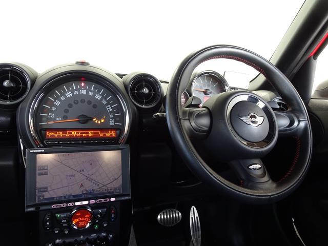 ＭＩＮＩ ジョンクーパーワークス　クロスオーバー　禁煙車／記録簿／本革／ＢＢＳ１９インチアルミ／ナビＴＶ／Ｂｌｕｅｔｏｏｔｈ／ＨＩＤ／ＥＴＣ／プッシュスタート／スペアキー／シートヒーター／パドルシフト／ＳＰＯＲＴモード／ブーストメーター／ルーフレール（5枚目）