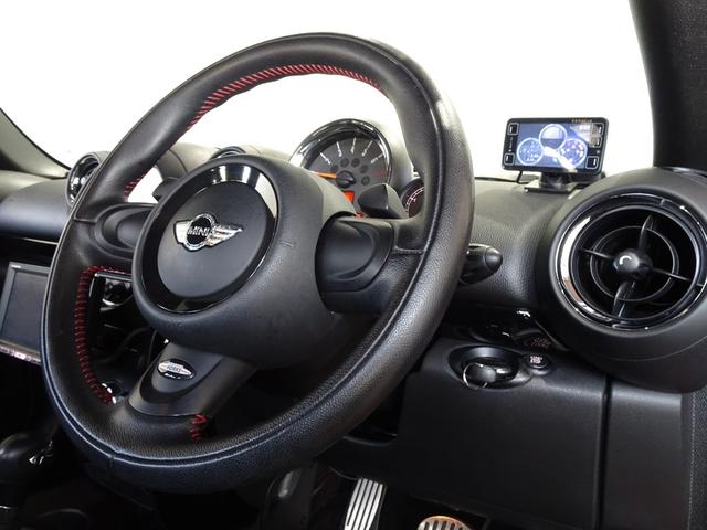 ＭＩＮＩ ジョンクーパーワークス　クロスオーバー　禁煙車／記録簿／本革／ＢＢＳ１９インチアルミ／ナビＴＶ／Ｂｌｕｅｔｏｏｔｈ／ＨＩＤ／ＥＴＣ／プッシュスタート／スペアキー／シートヒーター／パドルシフト／ＳＰＯＲＴモード／ブーストメーター／ルーフレール（21枚目）