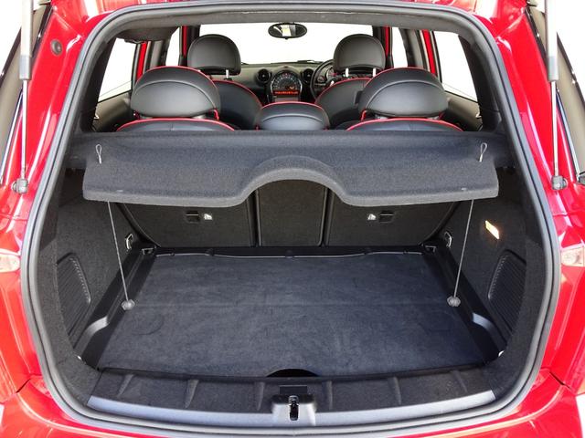 ＭＩＮＩ ジョンクーパーワークス　クロスオーバー　禁煙車／記録簿／本革／ＢＢＳ１９インチアルミ／ナビＴＶ／Ｂｌｕｅｔｏｏｔｈ／ＨＩＤ／ＥＴＣ／プッシュスタート／スペアキー／シートヒーター／パドルシフト／ＳＰＯＲＴモード／ブーストメーター／ルーフレール（48枚目）