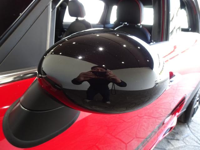 ＭＩＮＩ ジョンクーパーワークス　クロスオーバー　禁煙車／記録簿／本革／ＢＢＳ１９インチアルミ／ナビＴＶ／Ｂｌｕｅｔｏｏｔｈ／ＨＩＤ／ＥＴＣ／プッシュスタート／スペアキー／シートヒーター／パドルシフト／ＳＰＯＲＴモード／ブーストメーター／ルーフレール（57枚目）