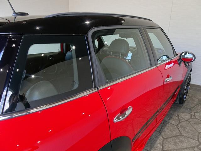 ＭＩＮＩ ジョンクーパーワークス　クロスオーバー　禁煙車／記録簿／本革／ＢＢＳ１９インチアルミ／ナビＴＶ／Ｂｌｕｅｔｏｏｔｈ／ＨＩＤ／ＥＴＣ／プッシュスタート／スペアキー／シートヒーター／パドルシフト／ＳＰＯＲＴモード／ブーストメーター／ルーフレール（59枚目）