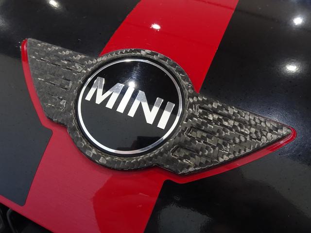 ＭＩＮＩ ジョンクーパーワークス　クロスオーバー　禁煙車／記録簿／本革／ＢＢＳ１９インチアルミ／ナビＴＶ／Ｂｌｕｅｔｏｏｔｈ／ＨＩＤ／ＥＴＣ／プッシュスタート／スペアキー／シートヒーター／パドルシフト／ＳＰＯＲＴモード／ブーストメーター／ルーフレール（67枚目）