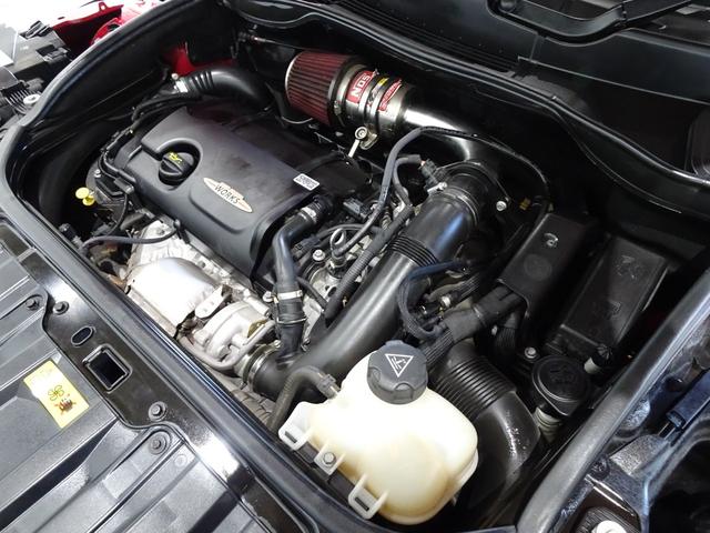 ＭＩＮＩ ジョンクーパーワークス　クロスオーバー　禁煙車／記録簿／本革／ＢＢＳ１９インチアルミ／ナビＴＶ／Ｂｌｕｅｔｏｏｔｈ／ＨＩＤ／ＥＴＣ／プッシュスタート／スペアキー／シートヒーター／パドルシフト／ＳＰＯＲＴモード／ブーストメーター／ルーフレール（72枚目）