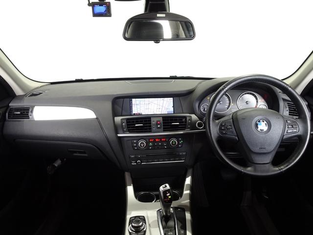 Ｘ３ ｘＤｒｉｖｅ　２８ｉ　ハイラインパッケージ　禁煙車／記録簿／本革／ナビ地デジ／Ｂｌｕｅｔｏｏｔｈ／バック＆サイドカメラ／ドラレコ／ＨＩＤ／ＥＴＣ／スマートキー／スペアキー／クルコン／全席シートヒーター／オートライト／ルーフレール／１９ＡＷ／（3枚目）