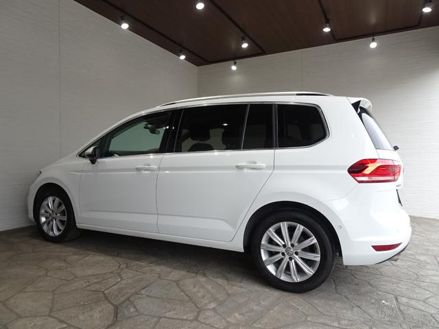 ゴルフトゥーラン TDI ハイライン 7人乗り/禁煙車/記録簿/ナビ地デジ/CarPlay/Bluetooth/Bカメラ/LED/ETC/スマートキー/スペアキー/ACC/シートヒーター/パドルシフト/パワーゲート/プリクラッシュブレーキ(10枚目)