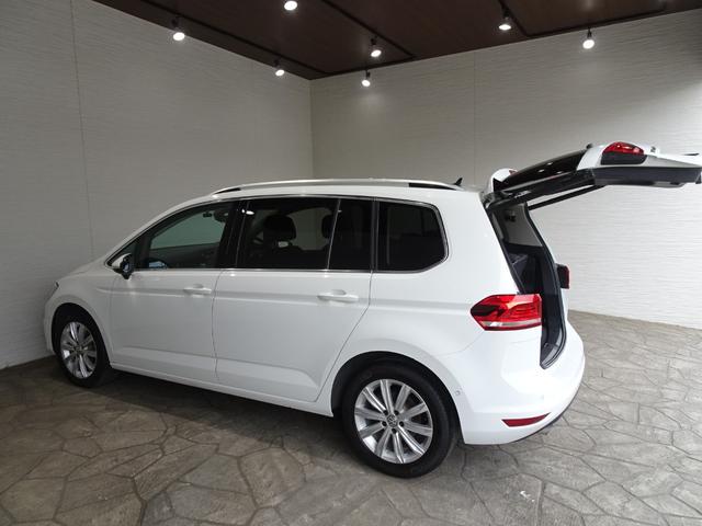 ゴルフトゥーラン TDI ハイライン 7人乗り/禁煙車/記録簿/ナビ地デジ/CarPlay/Bluetooth/Bカメラ/LED/ETC/スマートキー/スペアキー/ACC/シートヒーター/パドルシフト/パワーゲート/プリクラッシュブレーキ(11枚目)