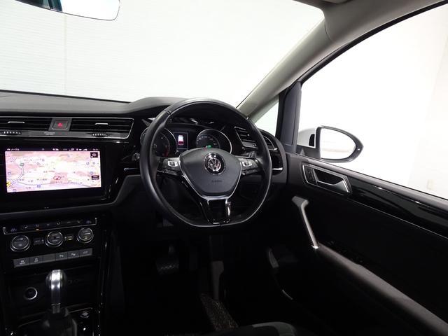 ゴルフトゥーラン TDI ハイライン 7人乗り/禁煙車/記録簿/ナビ地デジ/CarPlay/Bluetooth/Bカメラ/LED/ETC/スマートキー/スペアキー/ACC/シートヒーター/パドルシフト/パワーゲート/プリクラッシュブレーキ(15枚目)