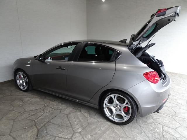 ALFA ROMEO GIULIETTA QUADRIFOGLIO VERDE